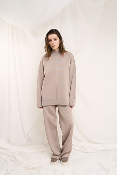 dzhemper_udlinyennyy_iz_merinosa