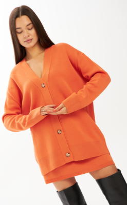 kardigan_udlinennyy_iz_shersti_merinosa